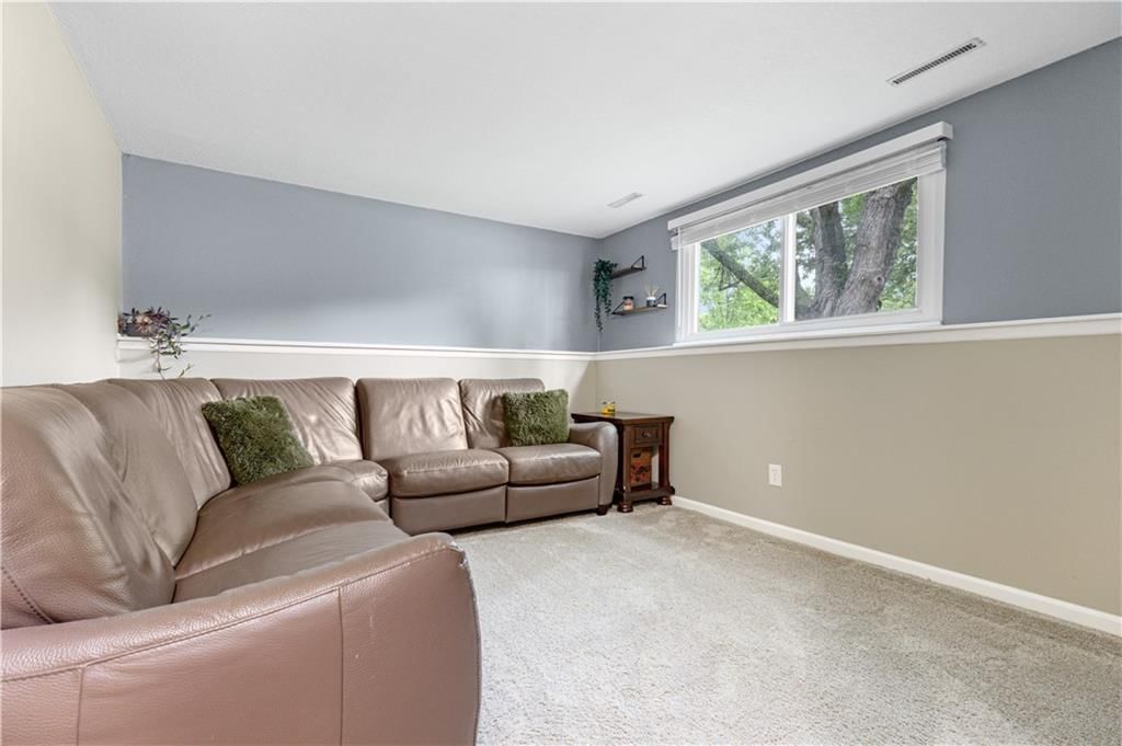 804 S Scott Avenue — photo 24