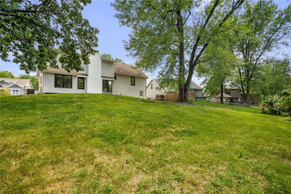 10206 NW 67th Street — photo 49