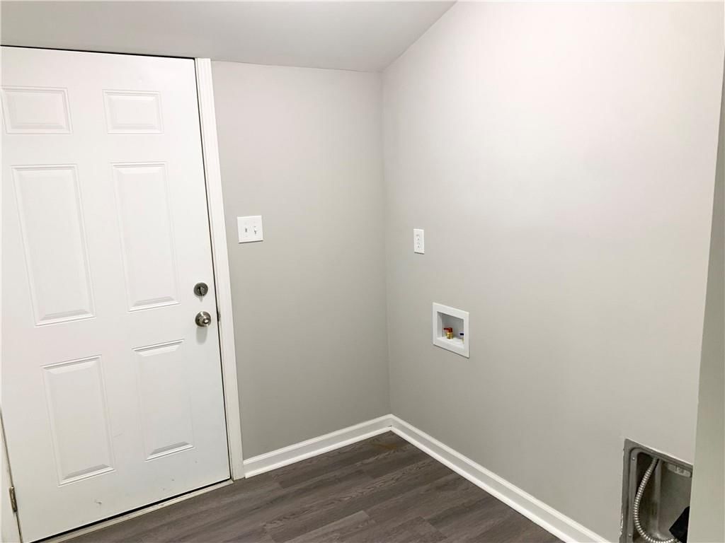 2101 Madison Street — photo 9