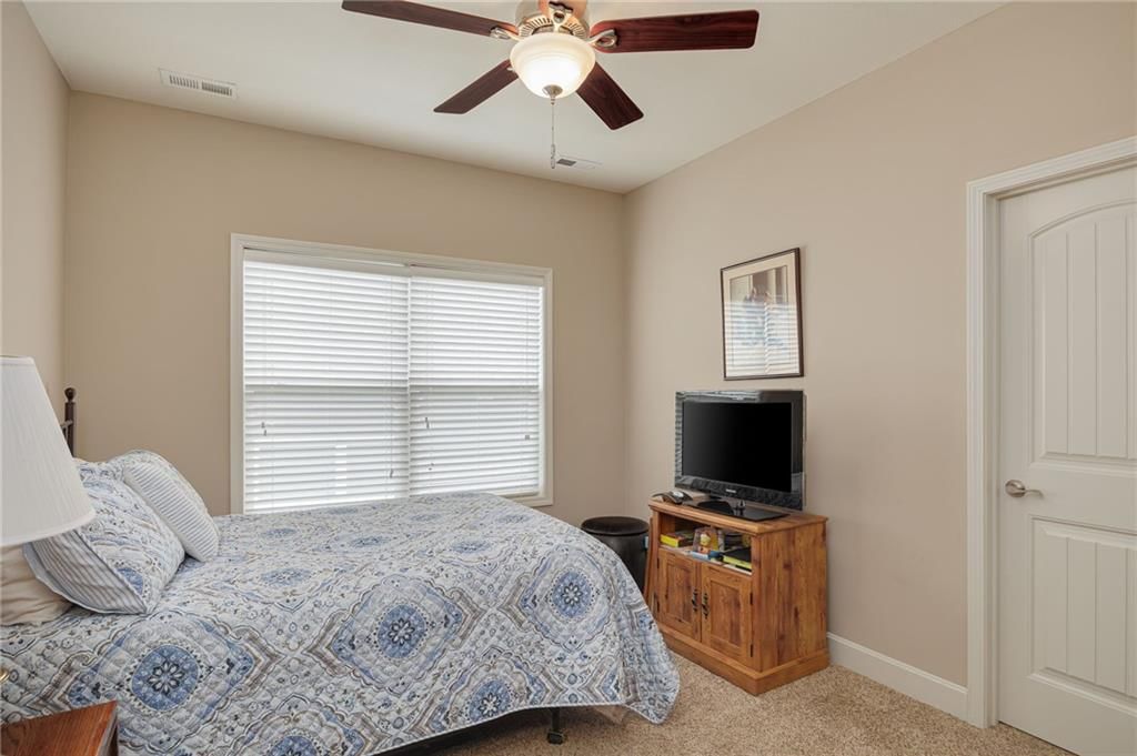 3726 Charles Street — photo 11