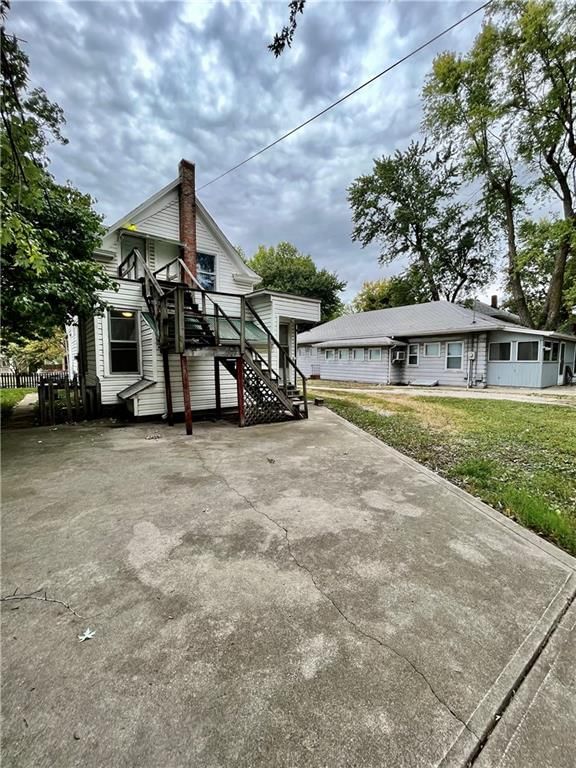 551 S Brookside Avenue — photo 15
