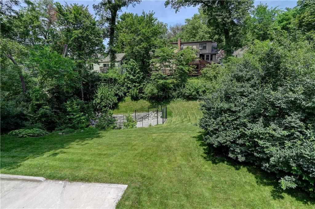 512 E Clayview Drive — photo 41