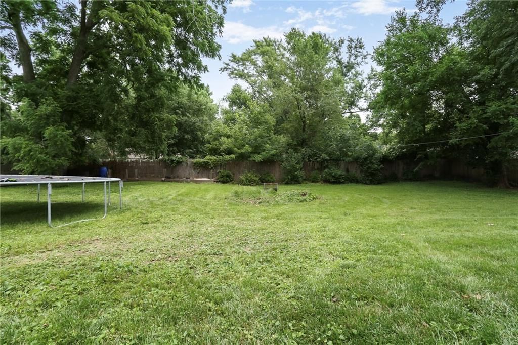 8423 Blue Ridge Boulevard — photo 20