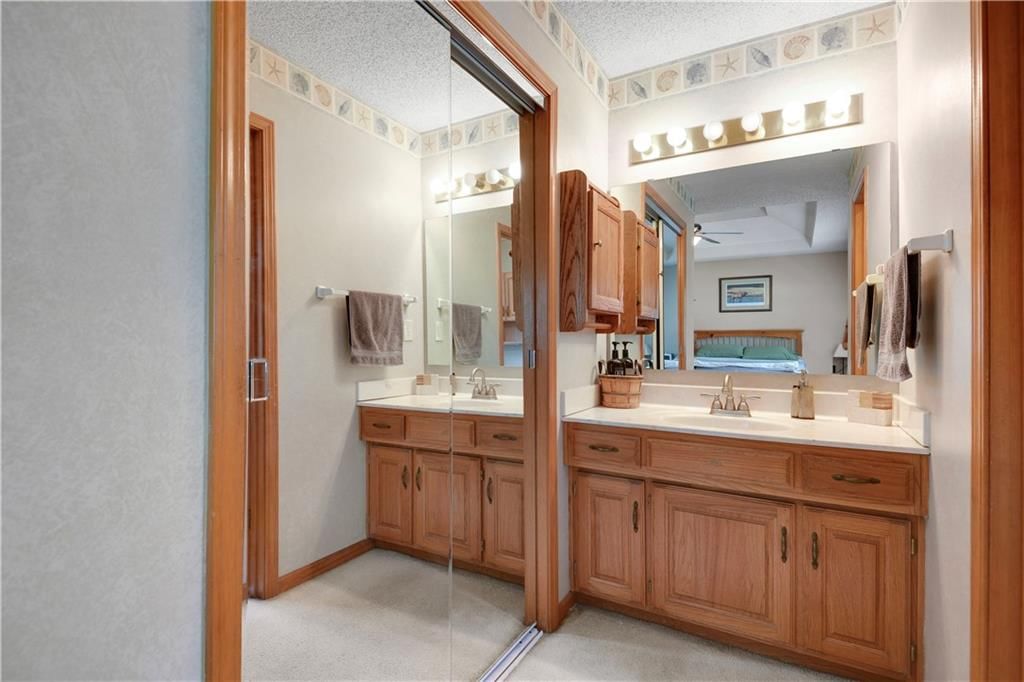 12422 S Acuff Court — photo 11