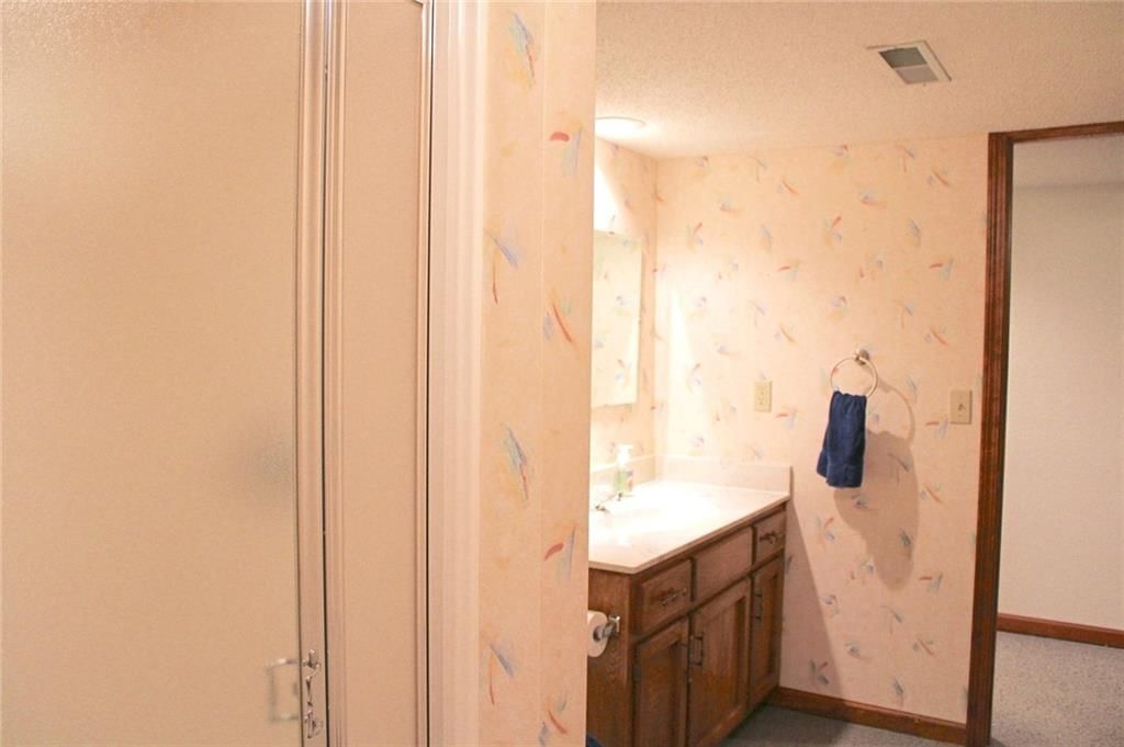 1407 Weatherstone Lane — photo 35