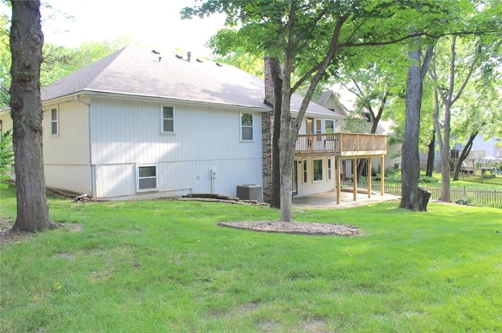 1407 Weatherstone Lane — photo 38