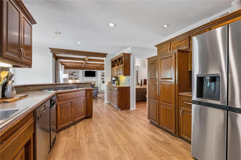 400 NW Poplar Street — photo 12