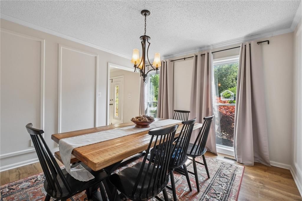 400 NW Poplar Street — photo 15