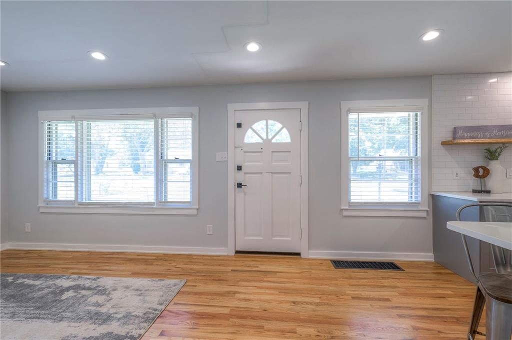 11417 Applewood Drive — photo 5