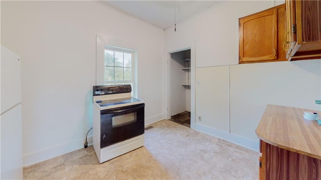 303 N Main Street — photo 7