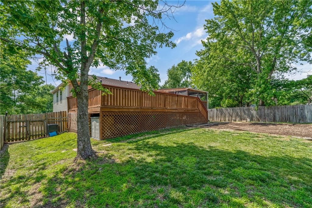 13011 S Raintree Drive — photo 32