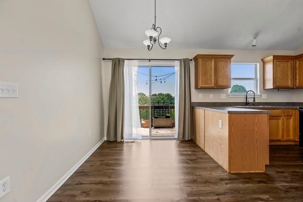 17160 King Court — photo 6