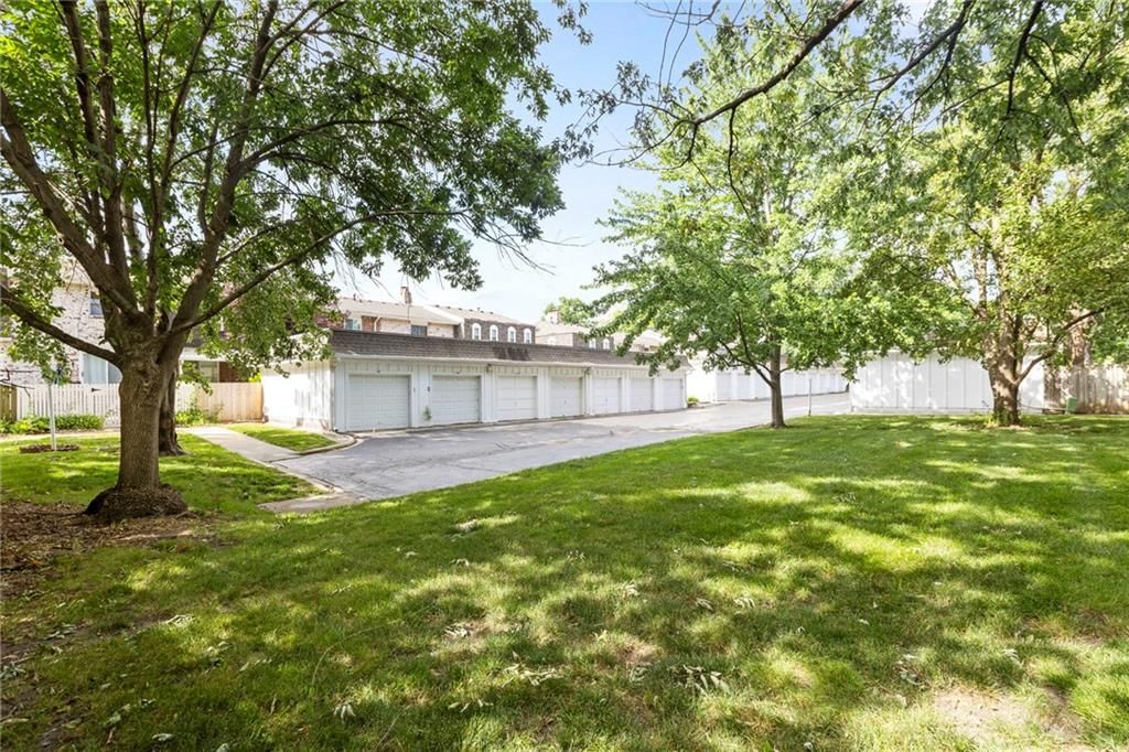 10017 W 95th Street — photo 38