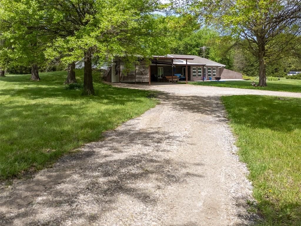 23041 Bedford Road — photo 2
