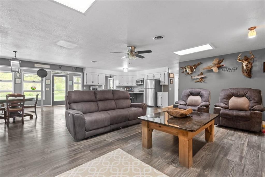23041 Bedford Road — photo 15