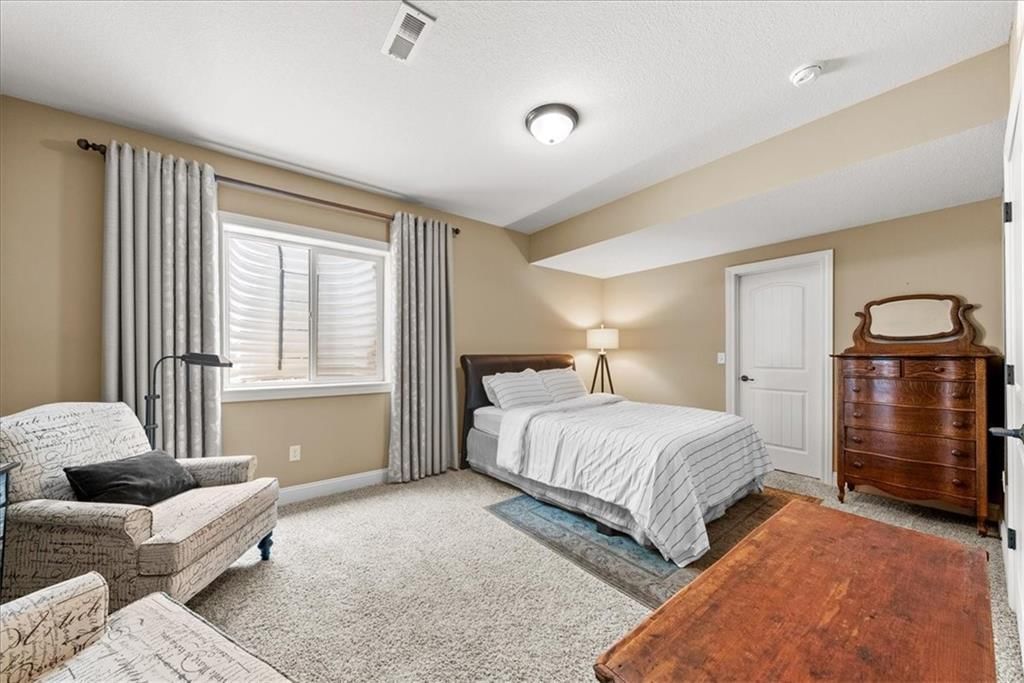 5034 Woodstock Court — photo 28