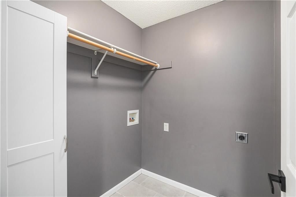 1406 N 130th Terrace — photo 15