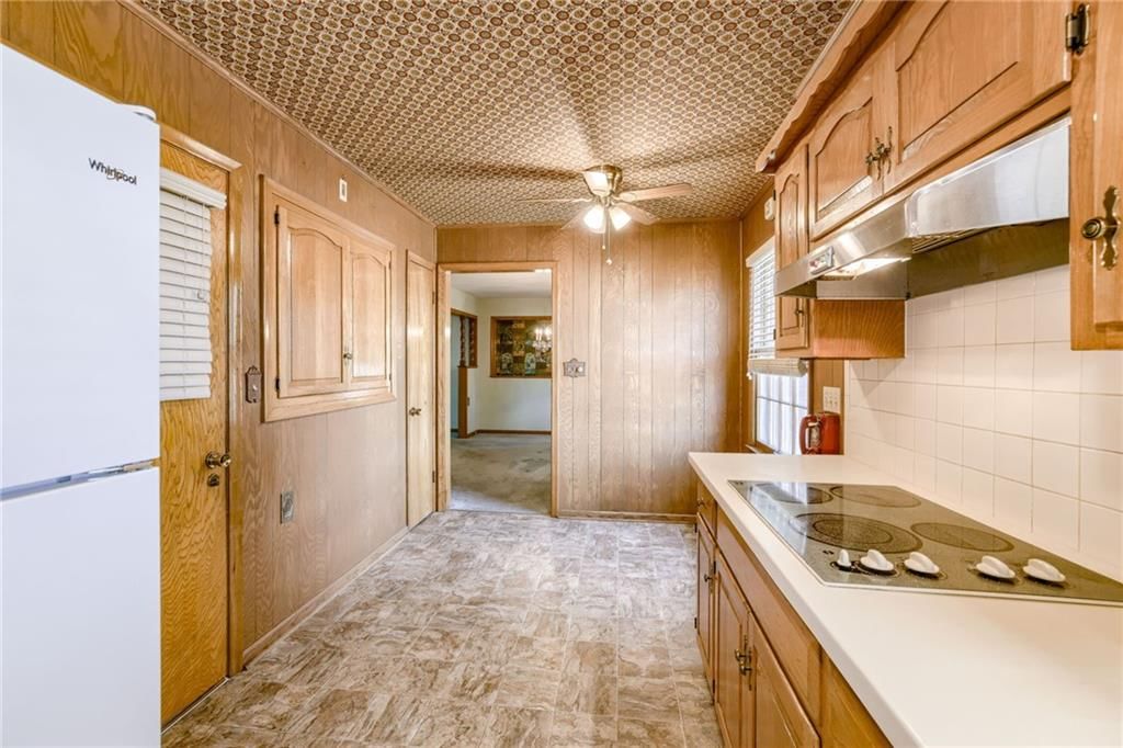 7424 Maywood Avenue — photo 11