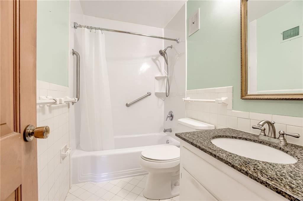 7424 Maywood Avenue — photo 28