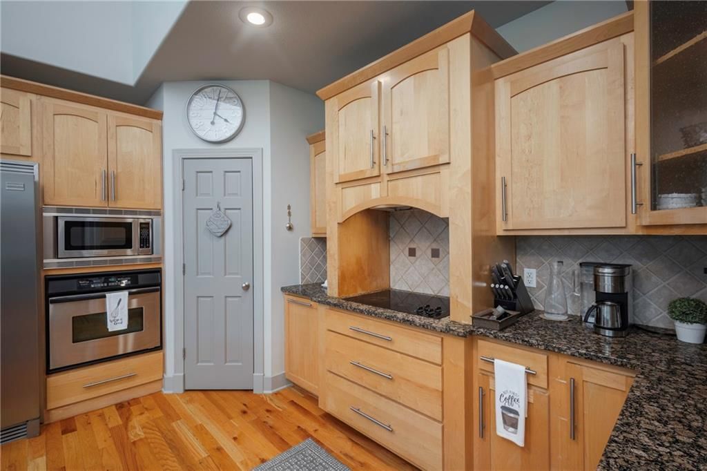 1401 Nottingham Drive — photo 17