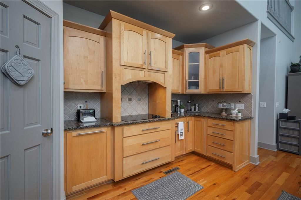 1401 Nottingham Drive — photo 18