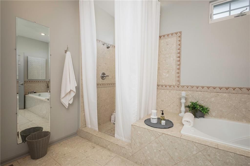 1401 Nottingham Drive — photo 24