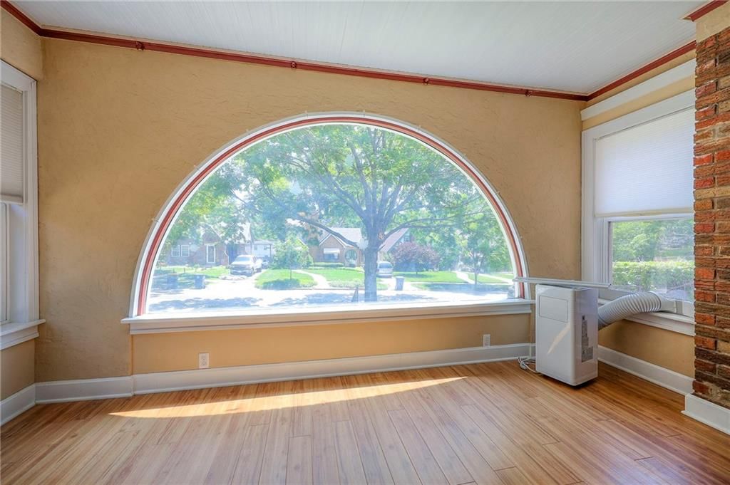 6652 Locust Street — photo 9