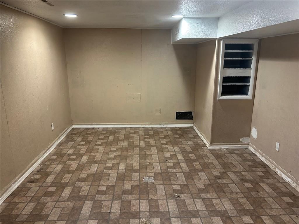 10008 E 83rd Street — photo 9