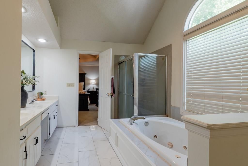 11025 N GRAND Avenue — photo 19