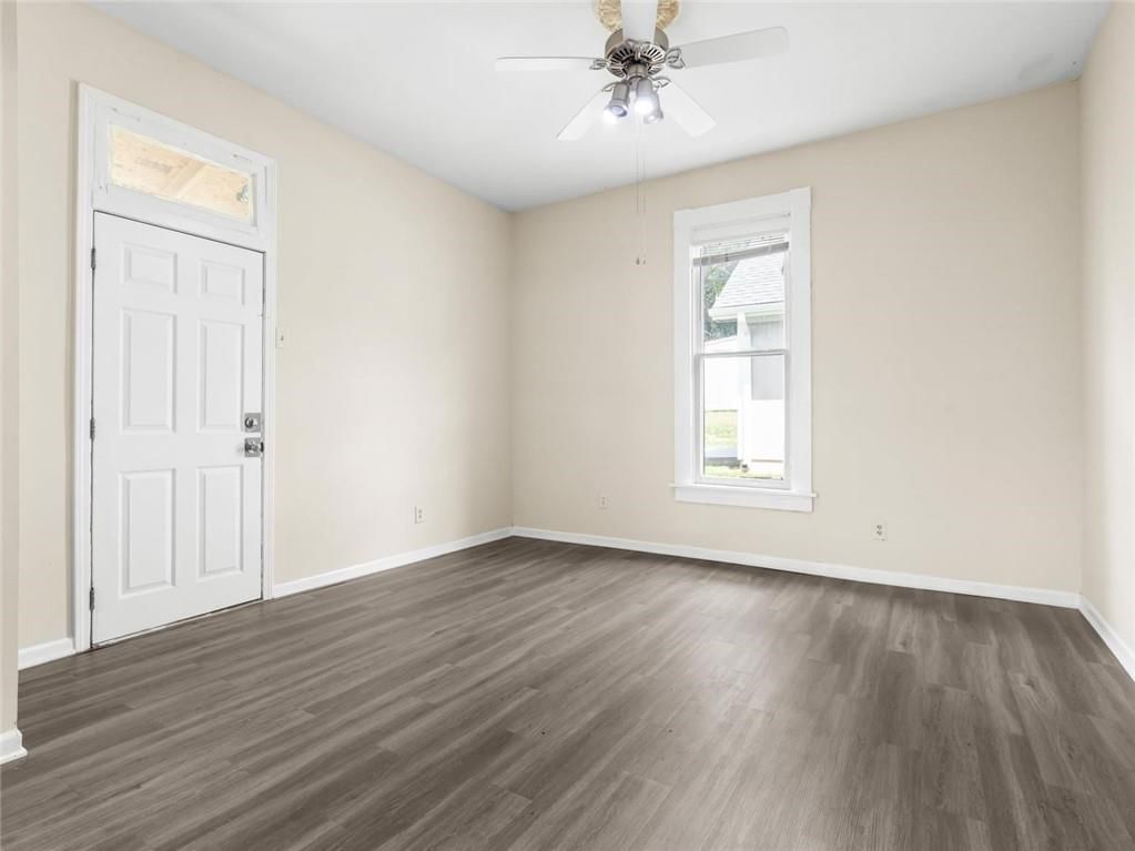 2703 Olive Street — photo 10