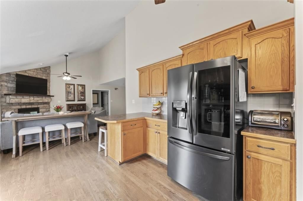 523 Hillbrook Drive — photo 12