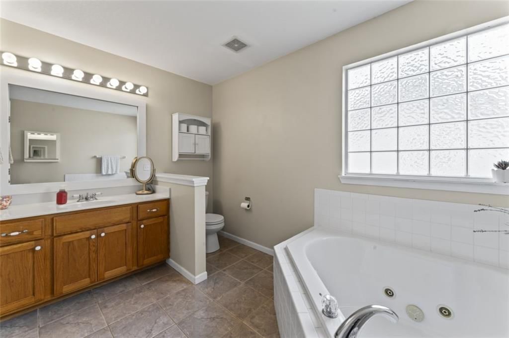 523 Hillbrook Drive — photo 18