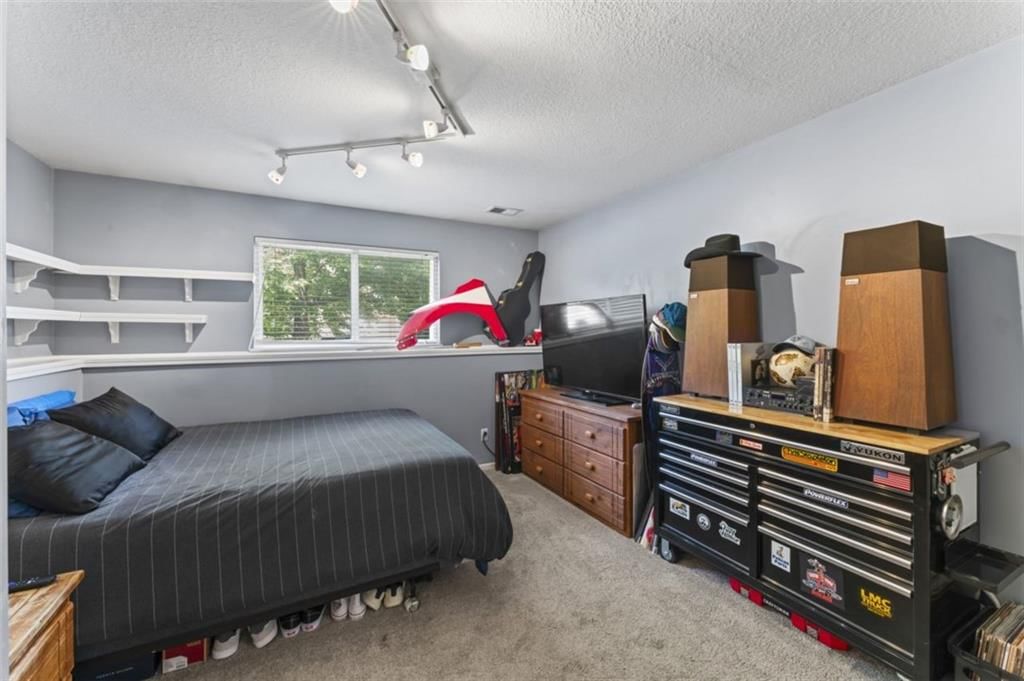 523 Hillbrook Drive — photo 38