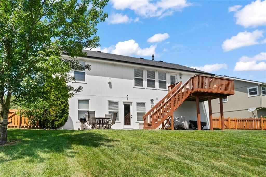 523 Hillbrook Drive — photo 45