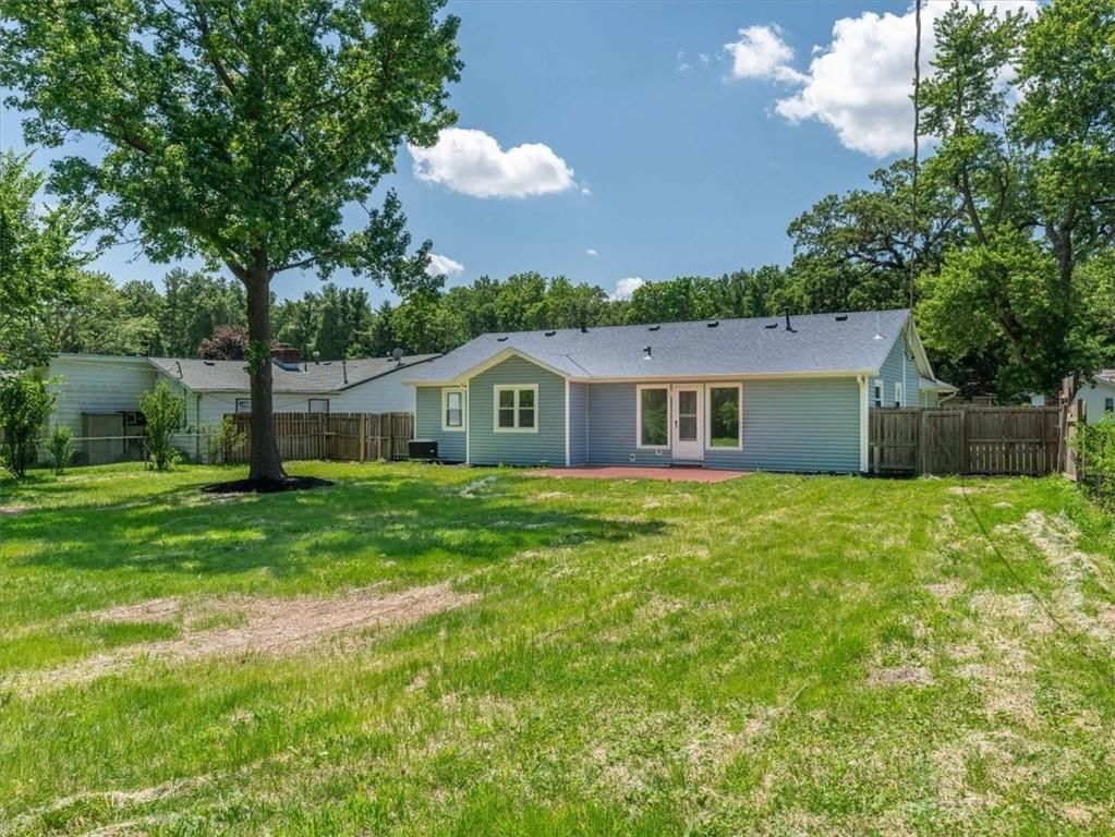 1605 Brookside Street — photo 20