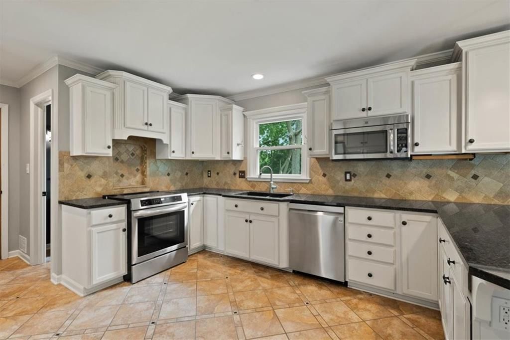 9005 W 106th Street — photo 7