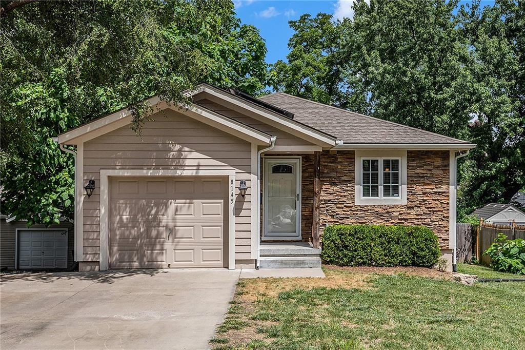 8145 Grand Avenue, Kansas City, MO