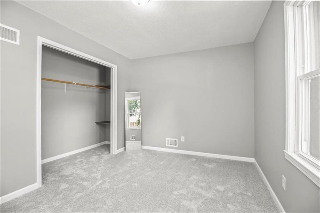 915 SW 18th Street — photo 12