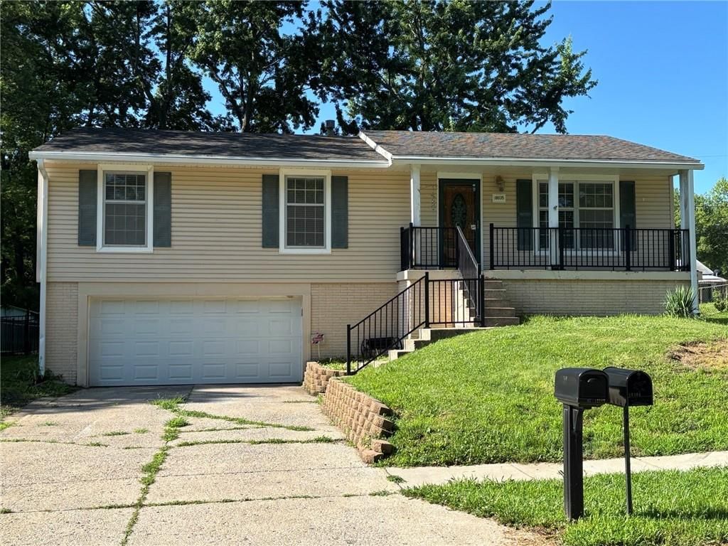 18105 E 18th Terrace N, Independence, MO