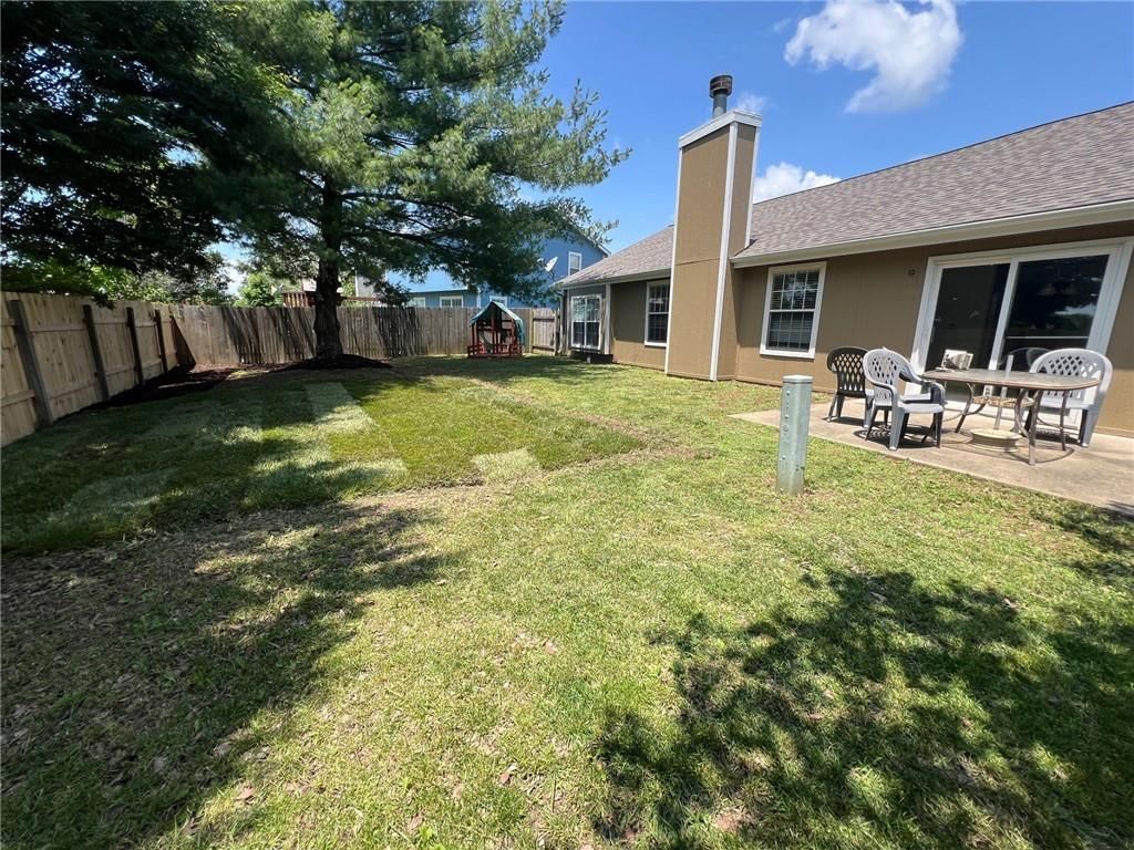 2813 Harrison Place — photo 6