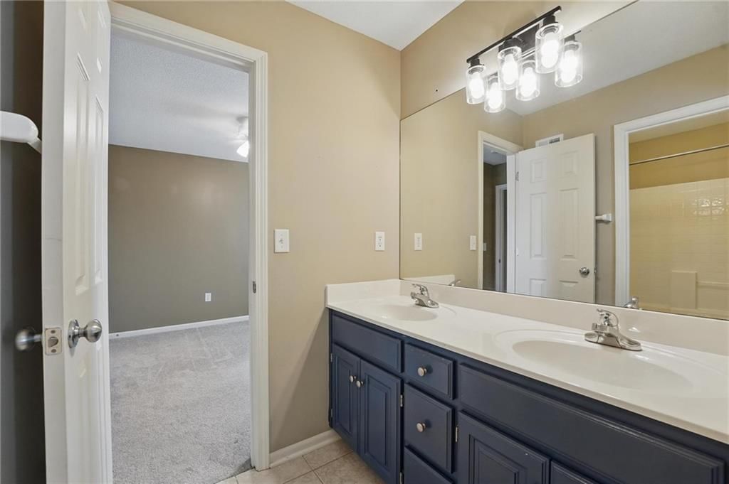 4904 W 162nd Street — photo 31