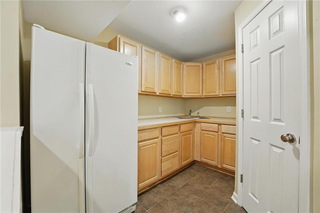 4904 W 162nd Street — photo 36