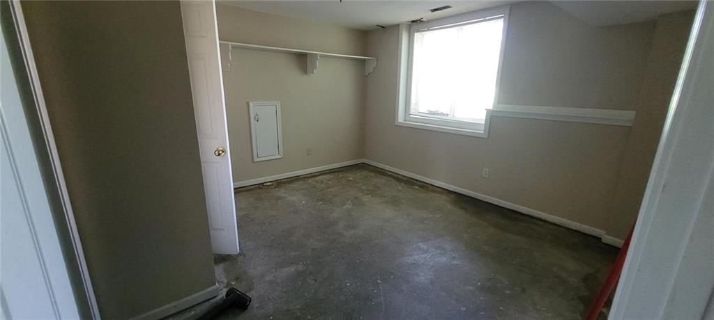 15603 Terry Avenue — photo 11