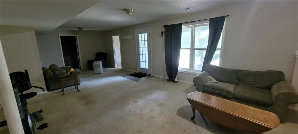 15603 Terry Avenue — photo 8