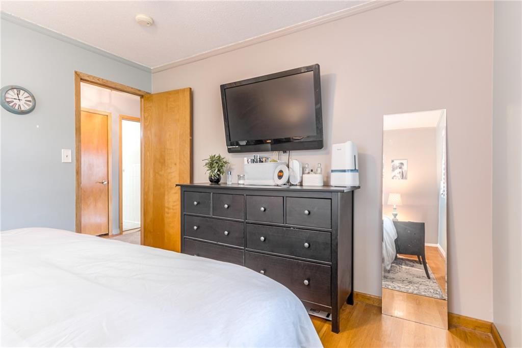 702 Green Street — photo 17