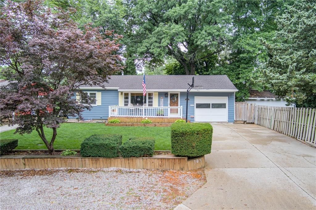 702 Green Street — photo 3