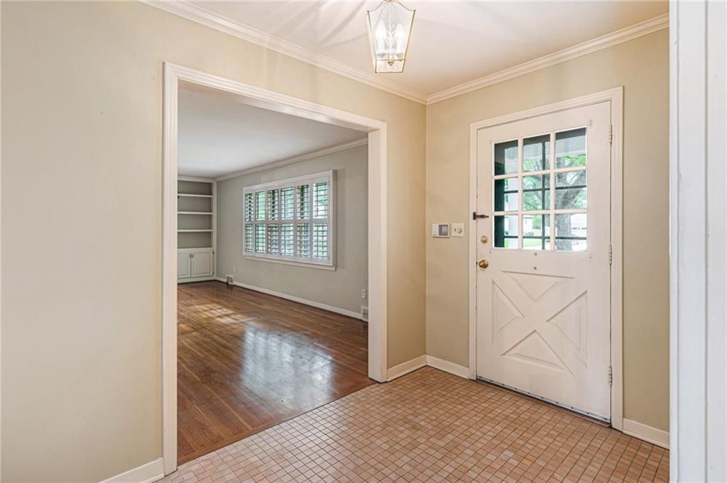 9824 Overbrook Road — photo 3