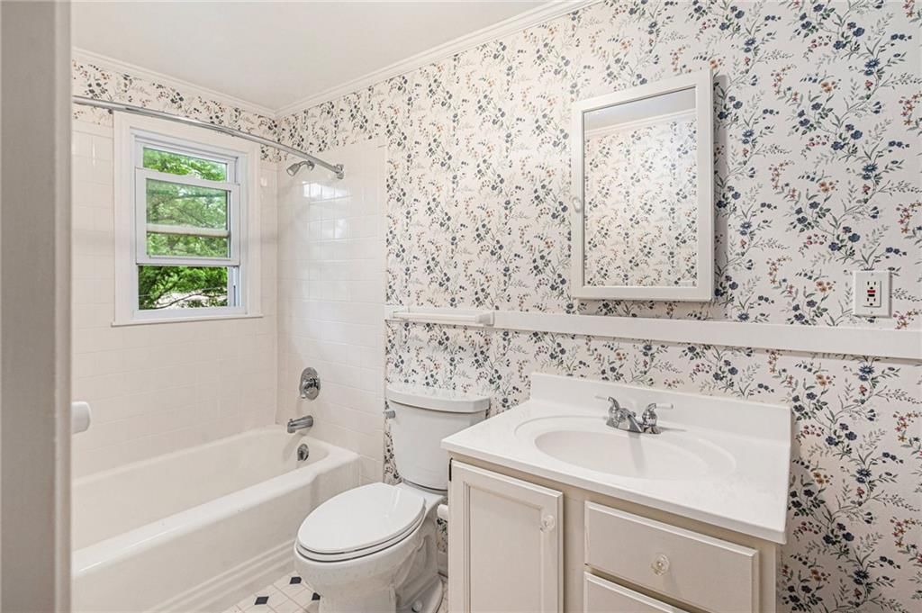 9824 Overbrook Road — photo 31