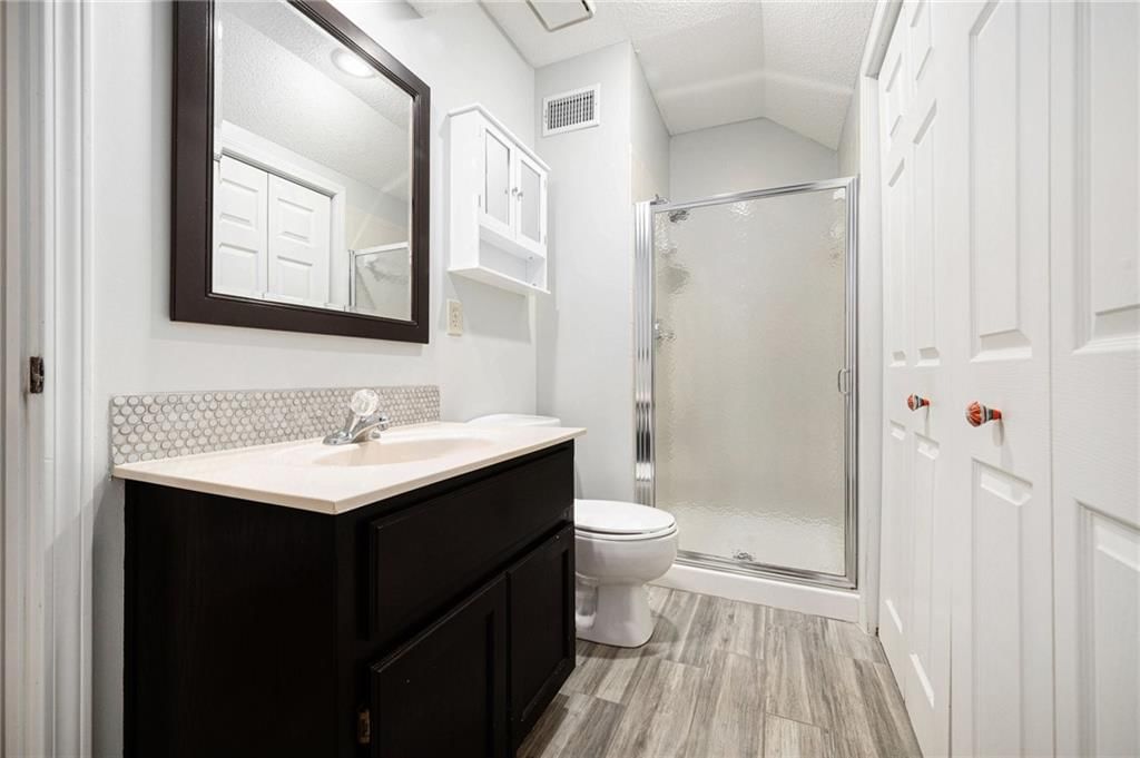 11532 W 113th Street — photo 16