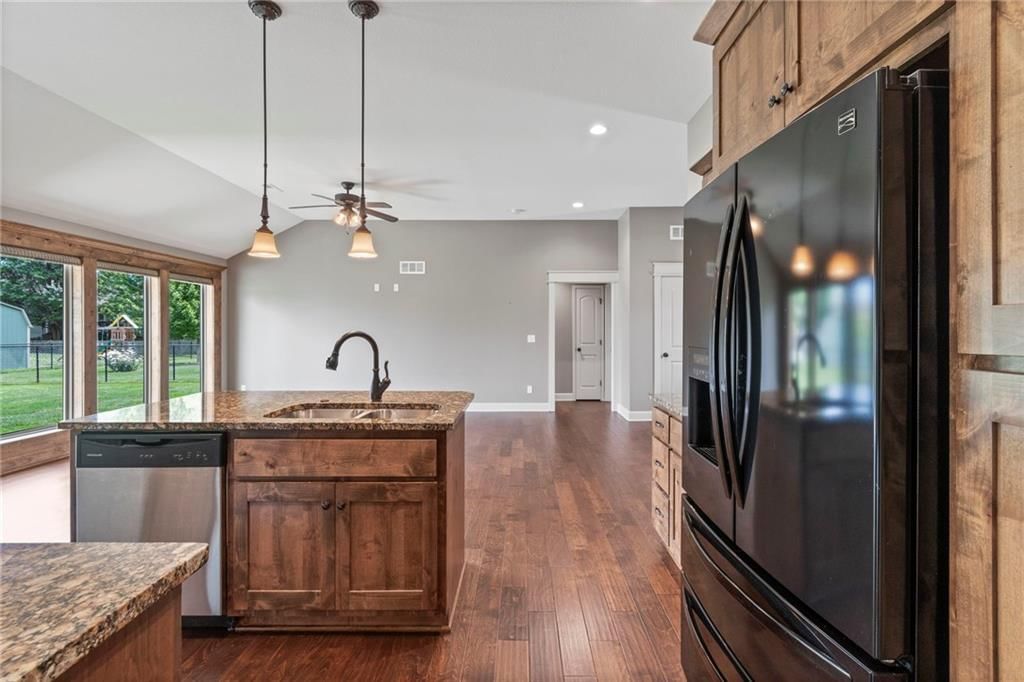 908 Timberline Drive — photo 11